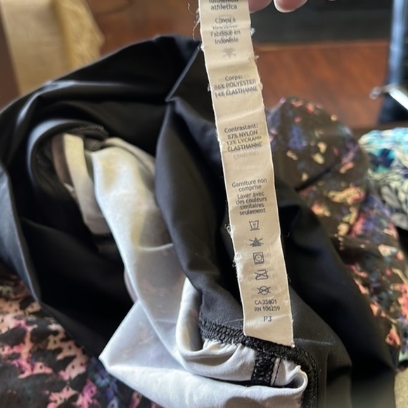 Lululemon Pants Size 10 - Picture 9 of 10